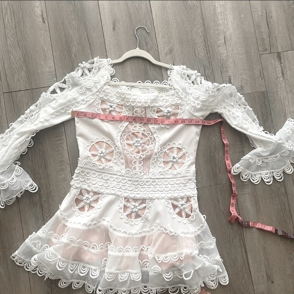 SOLD… White Ruffled & Lace Dress - Picture 11 of 14